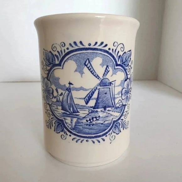 English Ironstone Tableware Cup Glass, EUC, windmill scene - Picture 1 of 6